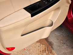 2014款 1.6L 自动 豪华型