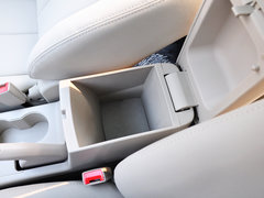 2014款 1.6L 自动 豪华型