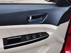 2014款 1.6L 自动 豪华型