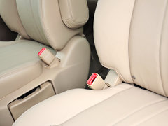 2014款 2.4L 自动 行政版 7座