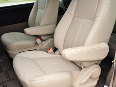 2014款 2.4L 自动 行政版 7座