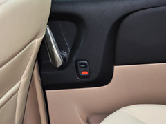 2014款 2.4L 自动 行政版 7座