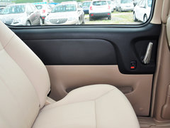 2014款 2.4L 自动 行政版 7座