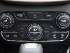 2014款 2.4L 自动 豪华版 5座
