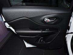 2014款 2.4L 自动 豪华版 5座
