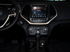 2014款 2.4L 自动 豪华版 5座