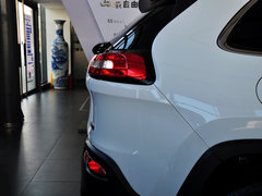 2014款 2.4L 自动 豪华版 5座