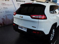 2014款 2.4L 自动 豪华版 5座