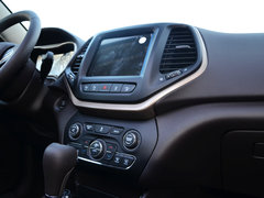 2014款 2.4L 自动 精锐版 5座