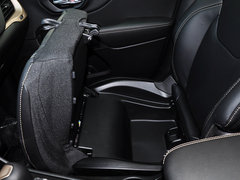 2014款 2.4L 自动 都市版 5座
