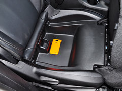 2014款 2.4L 自动 都市版 5座