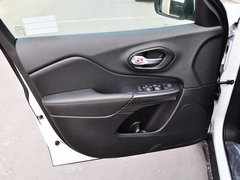 2014款 2.4L 自动 都市版 5座