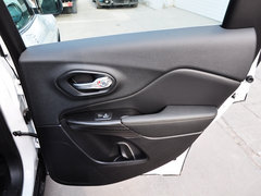 2014款 2.4L 自动 都市版 5座
