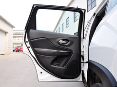 2014款 2.4L 自动 都市版 5座