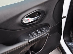 2014款 2.4L 自动 都市版 5座