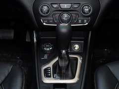 2014款 2.4L 自动 都市版 5座