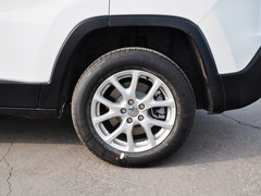 2014款 2.4L 自动 都市版 5座