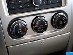 2013款 两厢 1.4L 手动 豪华型