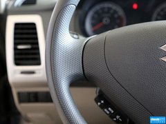 2013款 两厢 1.4L 手动 豪华型