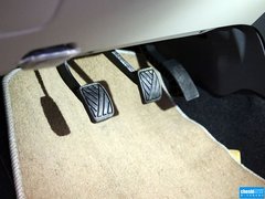 2013款 两厢 1.4L 手动 豪华型