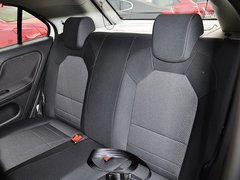 2014款 1.3L 自动 舒适版