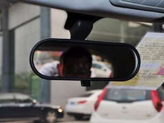 2014款 1.3L 自动 舒适版