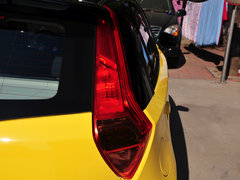 2014款 1.5L 手动 精英版