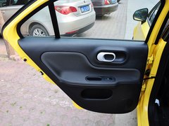 2014款 1.5L 自动 精英版