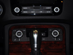 2014款 3.0TSI V6 新锐版 5座