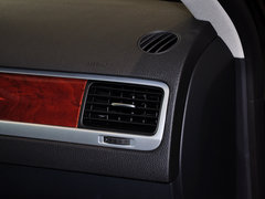 2014款 3.0TSI V6 新锐版 5座