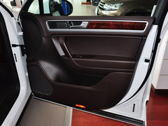 2014款 3.0TSI V6 新锐版 5座