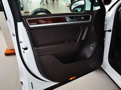 2014款 3.0TSI V6 新锐版 5座