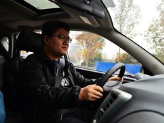 2014款 1.6L 手动 豪华导航型 5座
