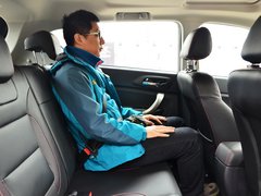 2014款 1.6L 手动 豪华导航型 5座