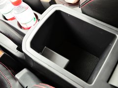 2014款 1.6L 手动 豪华导航型 5座
