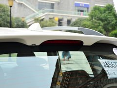 2014款 1.6L 手动 豪华导航型 5座