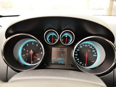 2014款 1.6L 手动 豪华导航型 5座