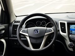 2014款 1.6L 手动 豪华导航型 5座