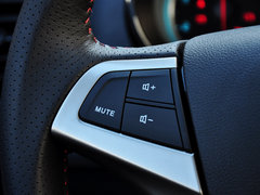 2014款 1.6L 手动 豪华型 5座
