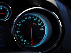 2014款 1.6L 手动 豪华型 5座