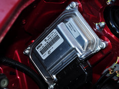 2014款 1.6L 手动 豪华型 5座