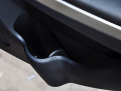 2014款 1.6L 手动 豪华型 5座