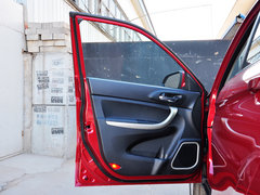 2014款 1.6L 手动 豪华型 5座