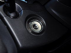 2014款 1.6L 手动 豪华型 5座
