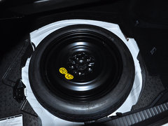2014款 300h 2.5L CVT 领先版