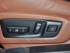 2014款 300h 2.5L CVT 领先版