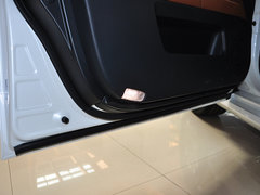 2014款 300h 2.5L CVT 领先版