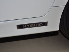 2014款 300h 2.5L CVT 领先版