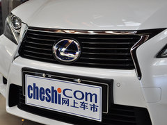 2014款 300h 2.5L CVT 领先版