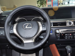2014款 300h 2.5L CVT 领先版
